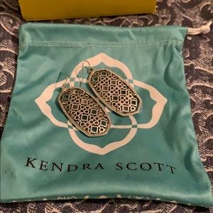 Kendra Scott Danielle Earrings